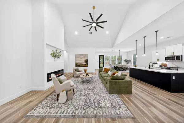 315 Autumn Oak Street, New Caney, TX 77357