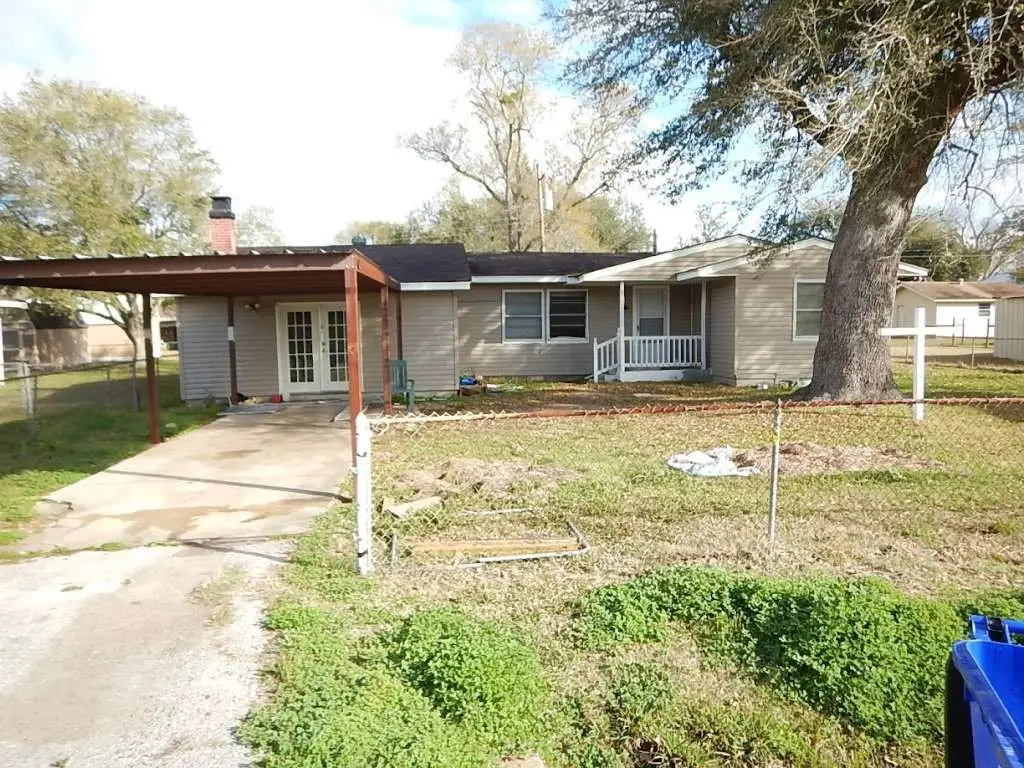 3012 Hogg Street, West Orange, TX 77630 - Image #1