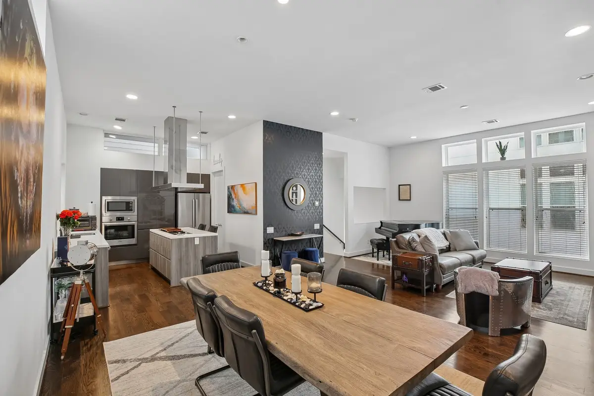 1166 W 19th Street, Houston, TX 77008 - #1