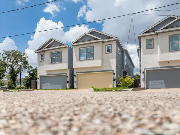 2015 Harlem Street, Houston, TX 77020