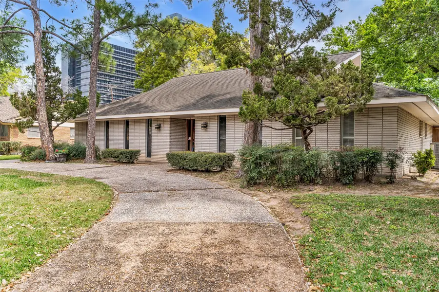 2411 Blue Willow Drive, Houston, TX 77042 - #2