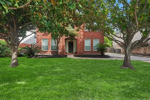 2218 Laurel Oaks Drive, Houston, TX 77014