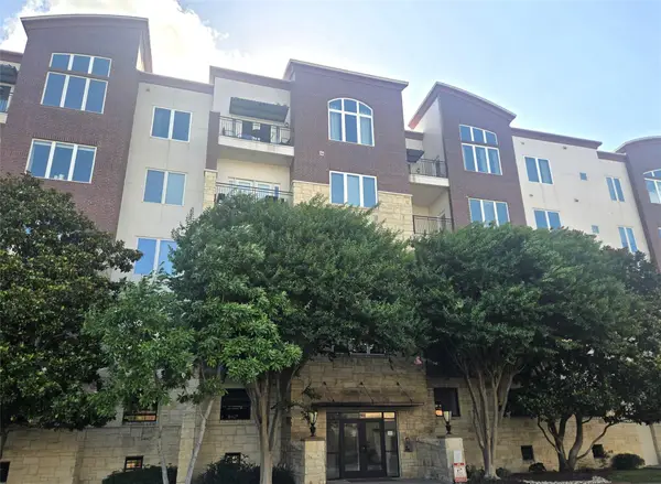 1900 Genesee Street #207, Houston, TX 77006