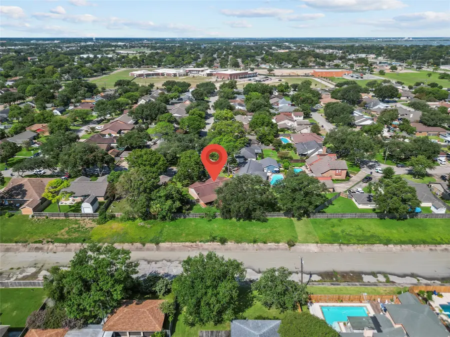 2018 17th Street N, Texas City, TX 77590 - Image #3