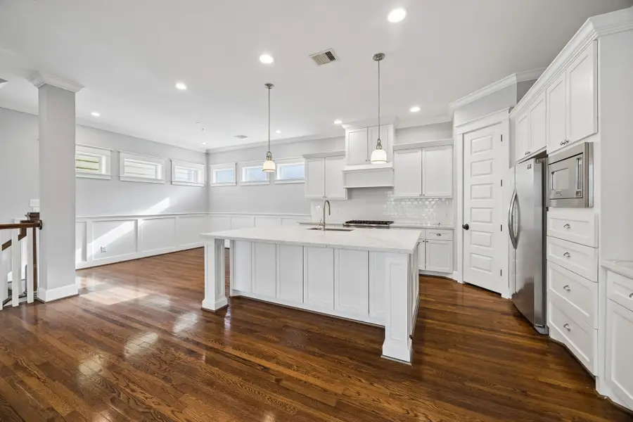 419 W 16th Street #B, Houston, TX 77008 - #2