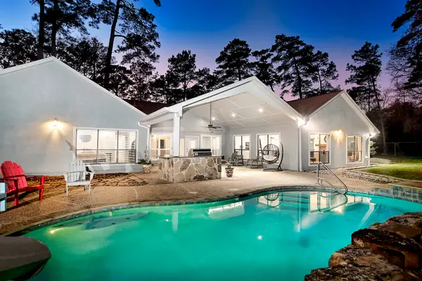 44 Lake Forest Circle, Conroe, TX 77384