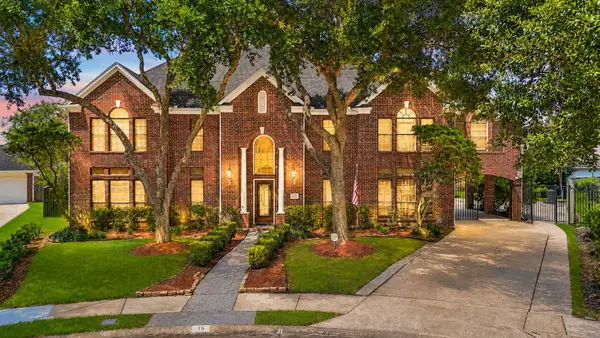 16 Fosters Court, Sugar Land, TX 77479