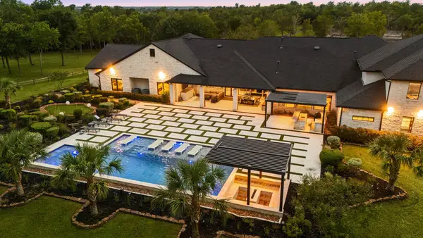 1100 Felder Road, Washington, TX 77880