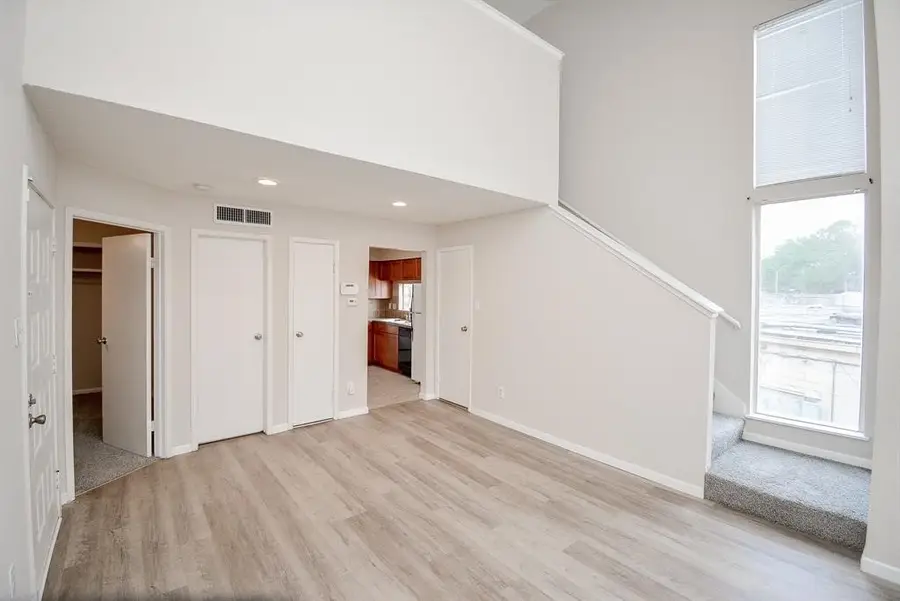 10855 Meadowglen Lane #721, Houston, TX 77042 - #2