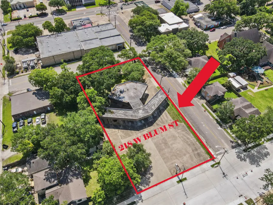 218 W Blum Street, Alvin, TX 77511 - #3