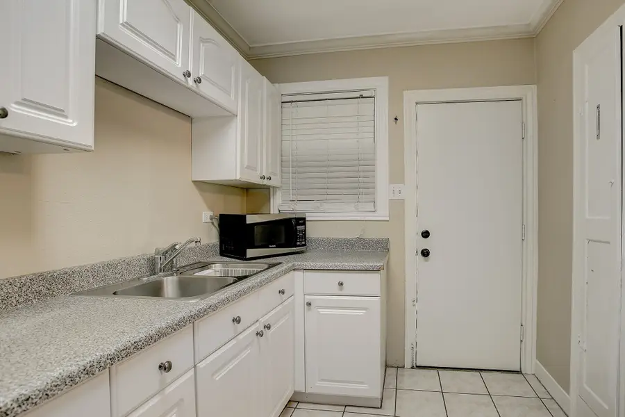 1935 Richmond Avenue, Houston, TX 77098 - #3