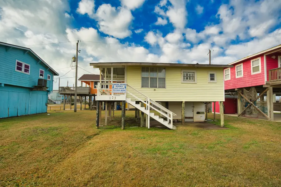 123 Sandpiper Avenue, Surfside Beach, TX 77541 - #2
