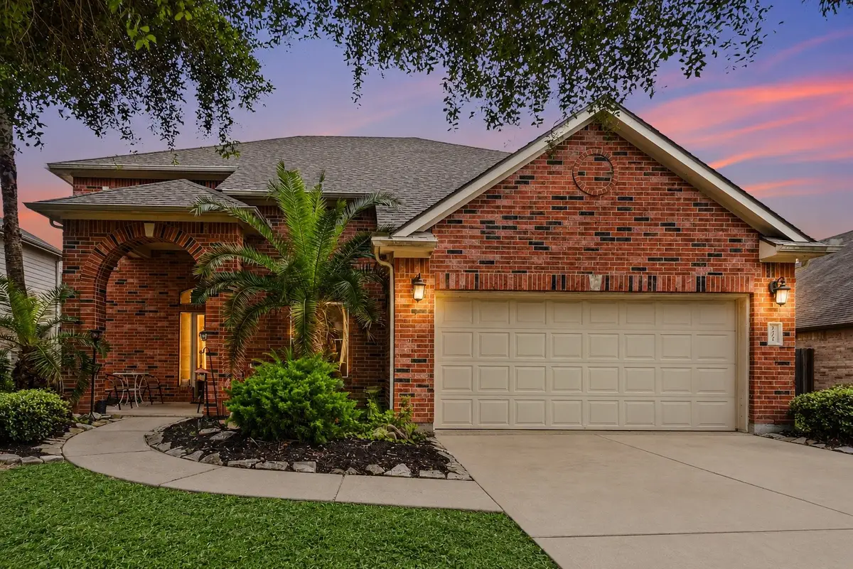 4112 S Meridian Greens Drive, Dickinson, TX 77539 - #1
