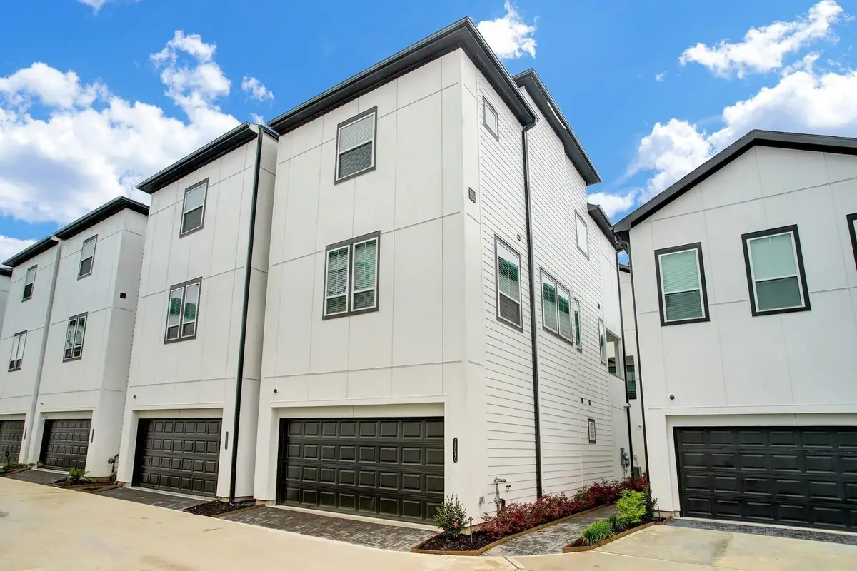 2804 Grand Fountains Drive #C, Houston, TX 77054 - Image #1