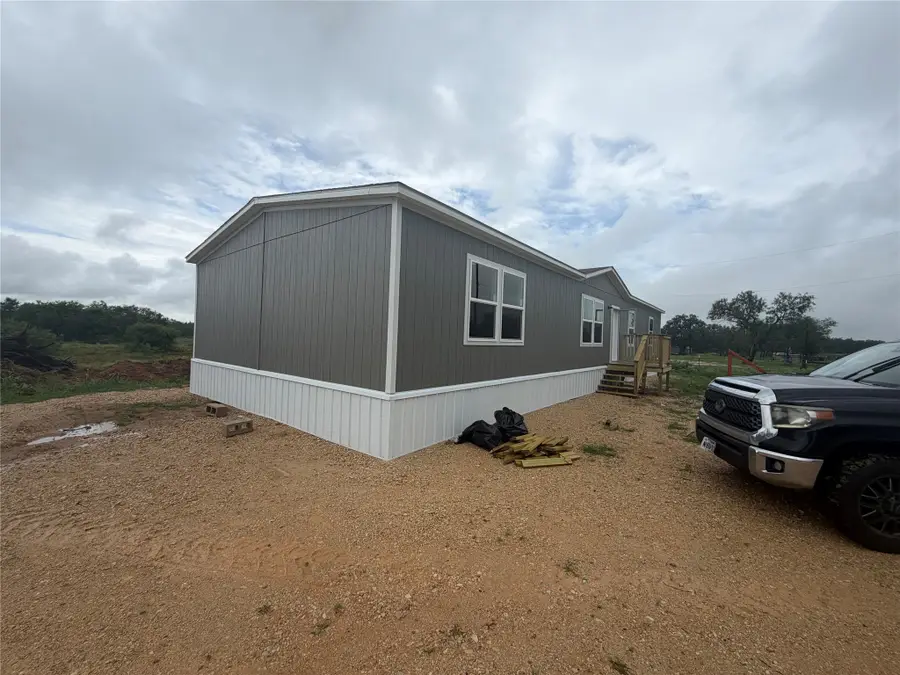 3031 Cr 124 Road, Floresville, TX 78114 - #2