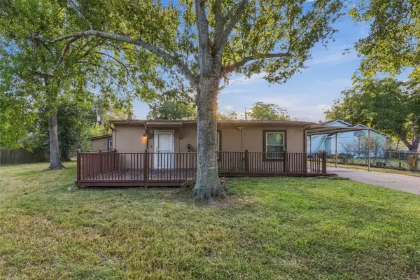 1715 Brazos Street, Rosenberg, TX 77471