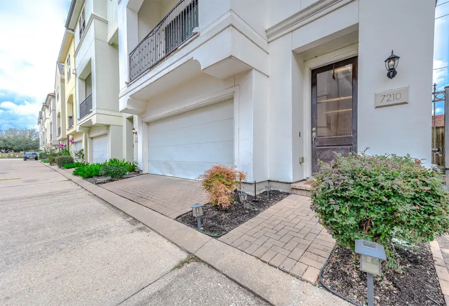 7210 Laguna Villas, Houston, TX 77036 - Image #3