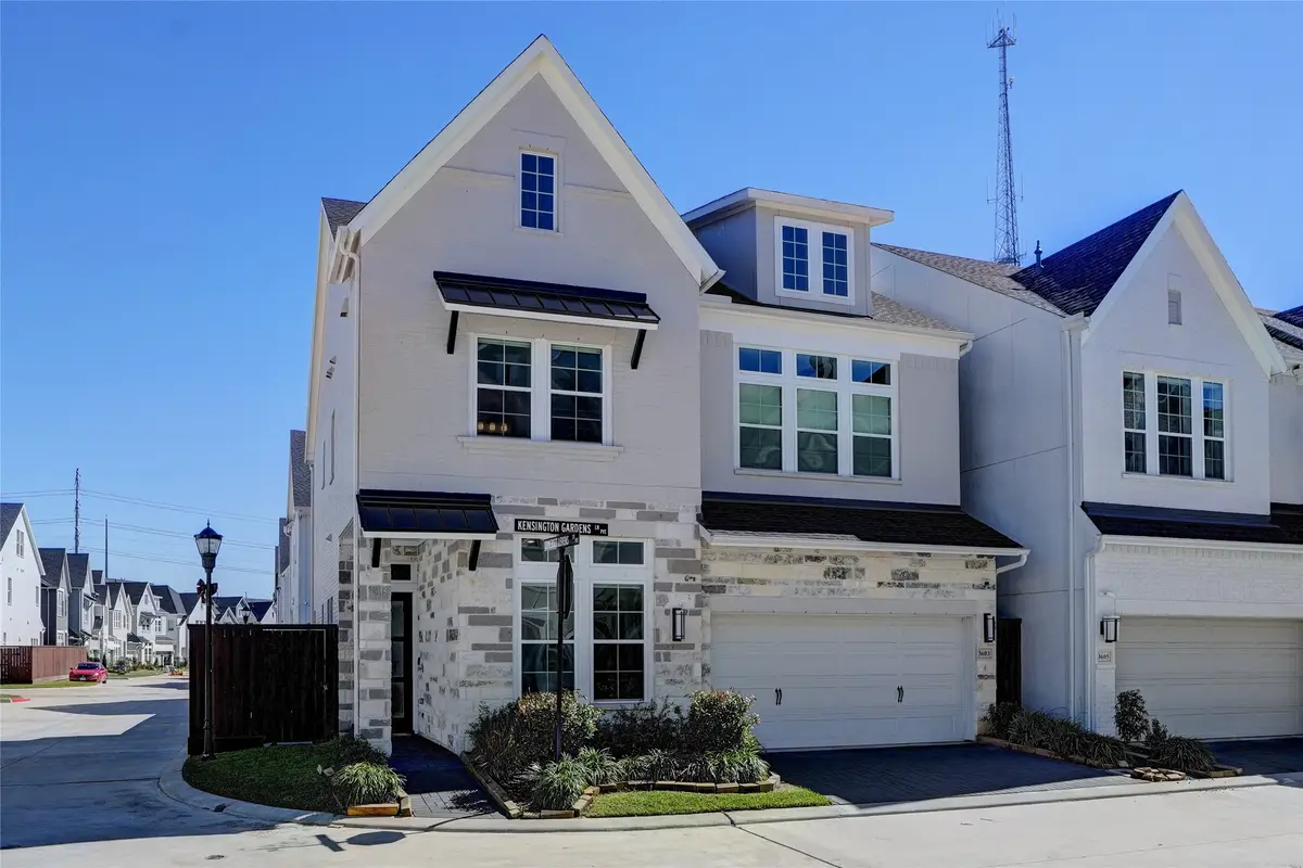 3603 Kensington Gardens Lane, Houston, TX 77055 - Image #1
