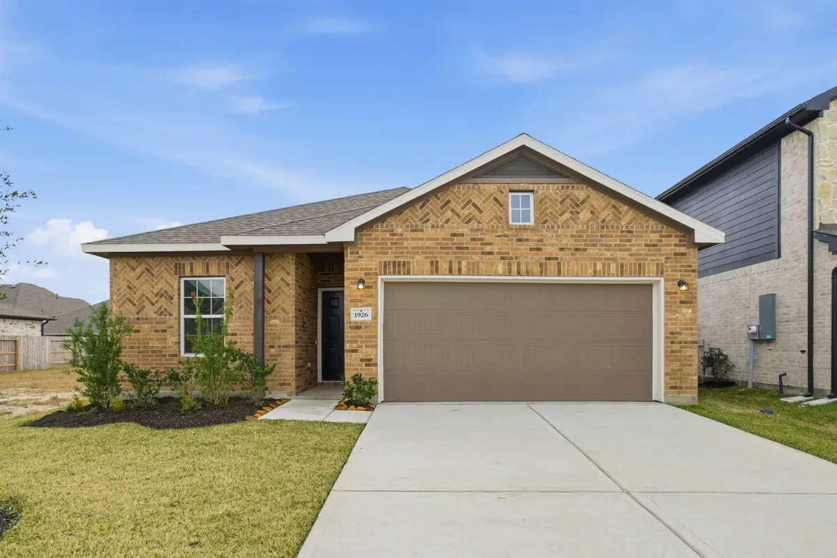 1926 Middle Pass Lane, Angleton, TX 77515 - #1