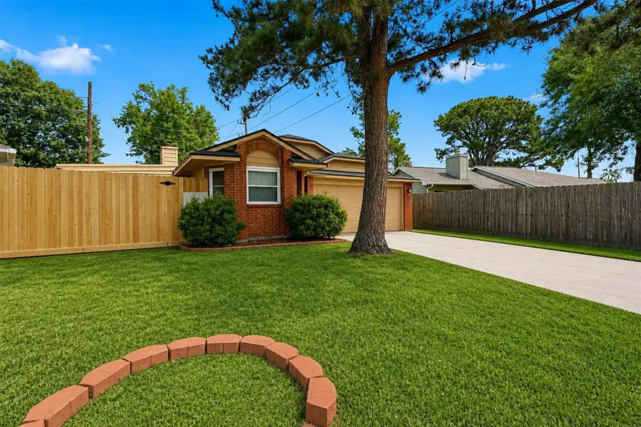 9114 Golden Sunshine Drive, Houston, TX 77064 - #3