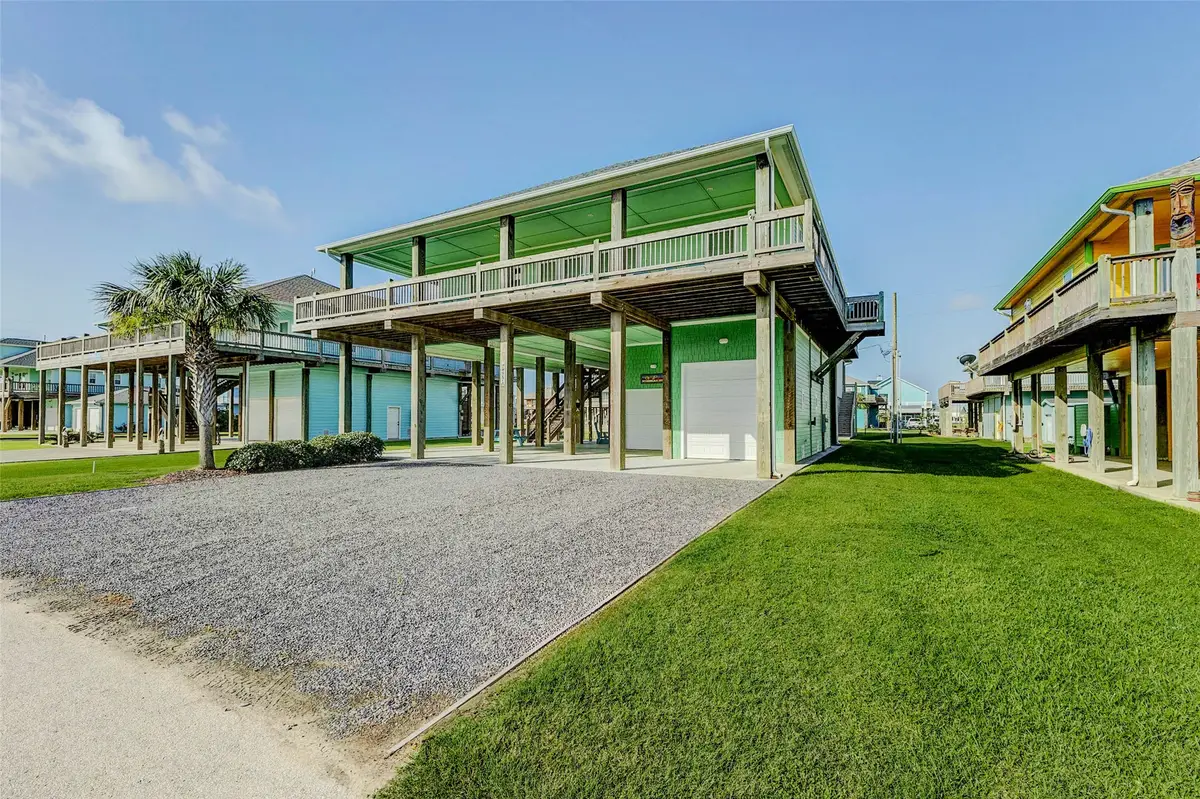 951 Kenlyn Drive, Port Bolivar, TX 77650 - #1