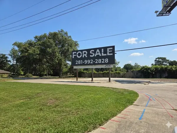 1002 Blackhaw Street, Houston, TX 77079