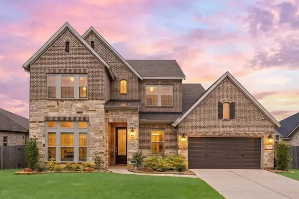 32437 Soaring Willow Way, Conroe, TX 77385