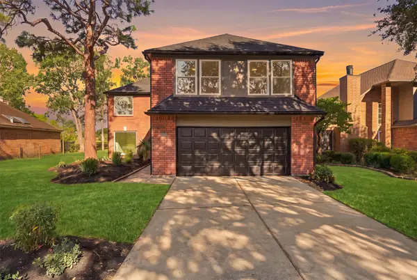 4756 Oakmont Court, League City, TX 77573