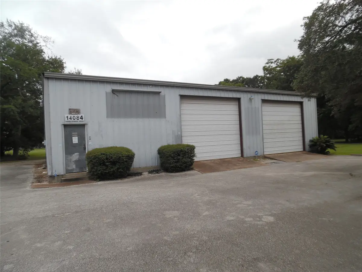 14084 Highway 6, Santa Fe, TX 77517 - #1