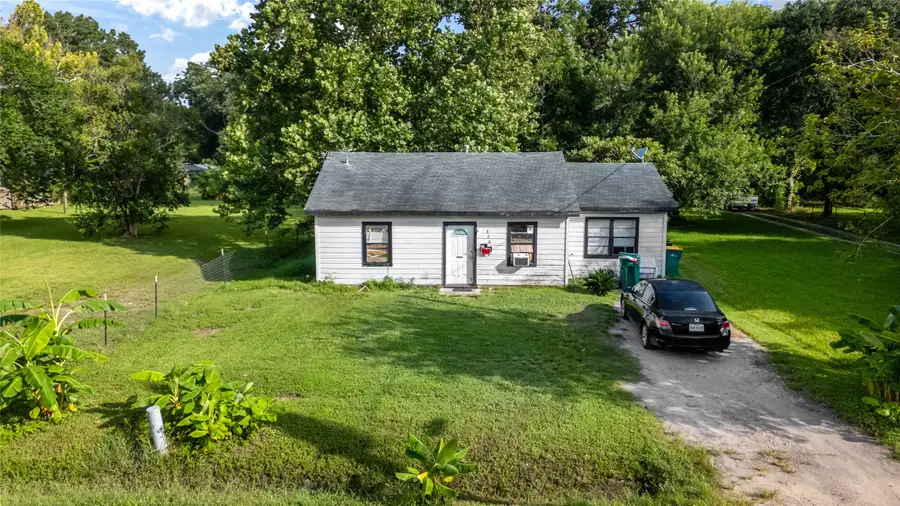 826 Retama Street, La Marque, TX 77568 - #2