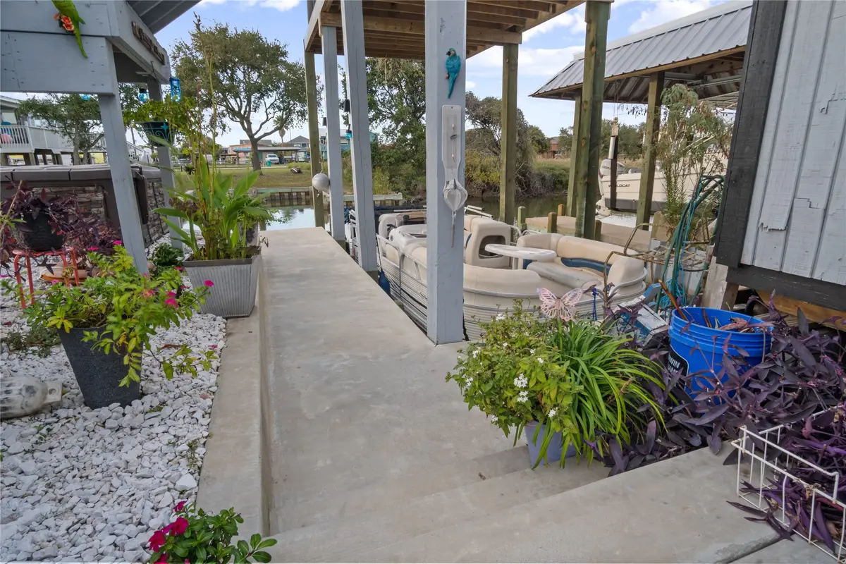 1129 Prides Lane, Crystal Beach, TX 77650 - Image #1