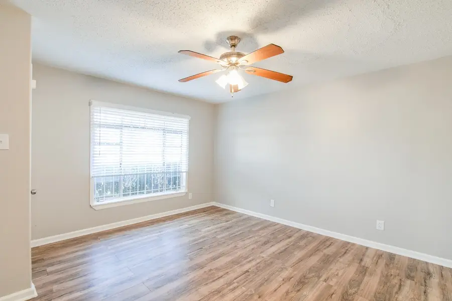 10201 Homestead Road, Houston, TX 77016 - #3