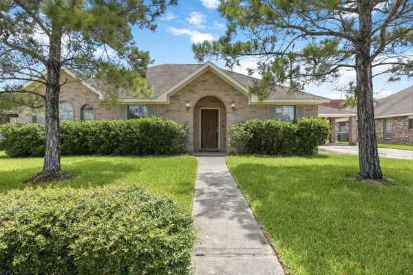6802 Travis Street, Manvel, TX 77578