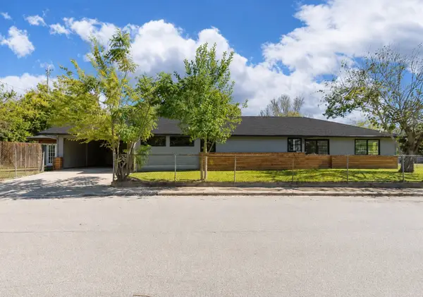 1230 W 4th Street, Freeport, TX 77541