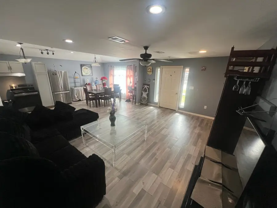 221 Calloway Street, Houston, TX 77029 - #3