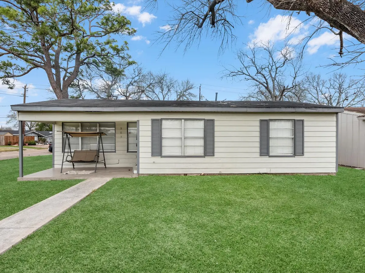 503 S Kansas Street, La Porte, TX 77571 - #1