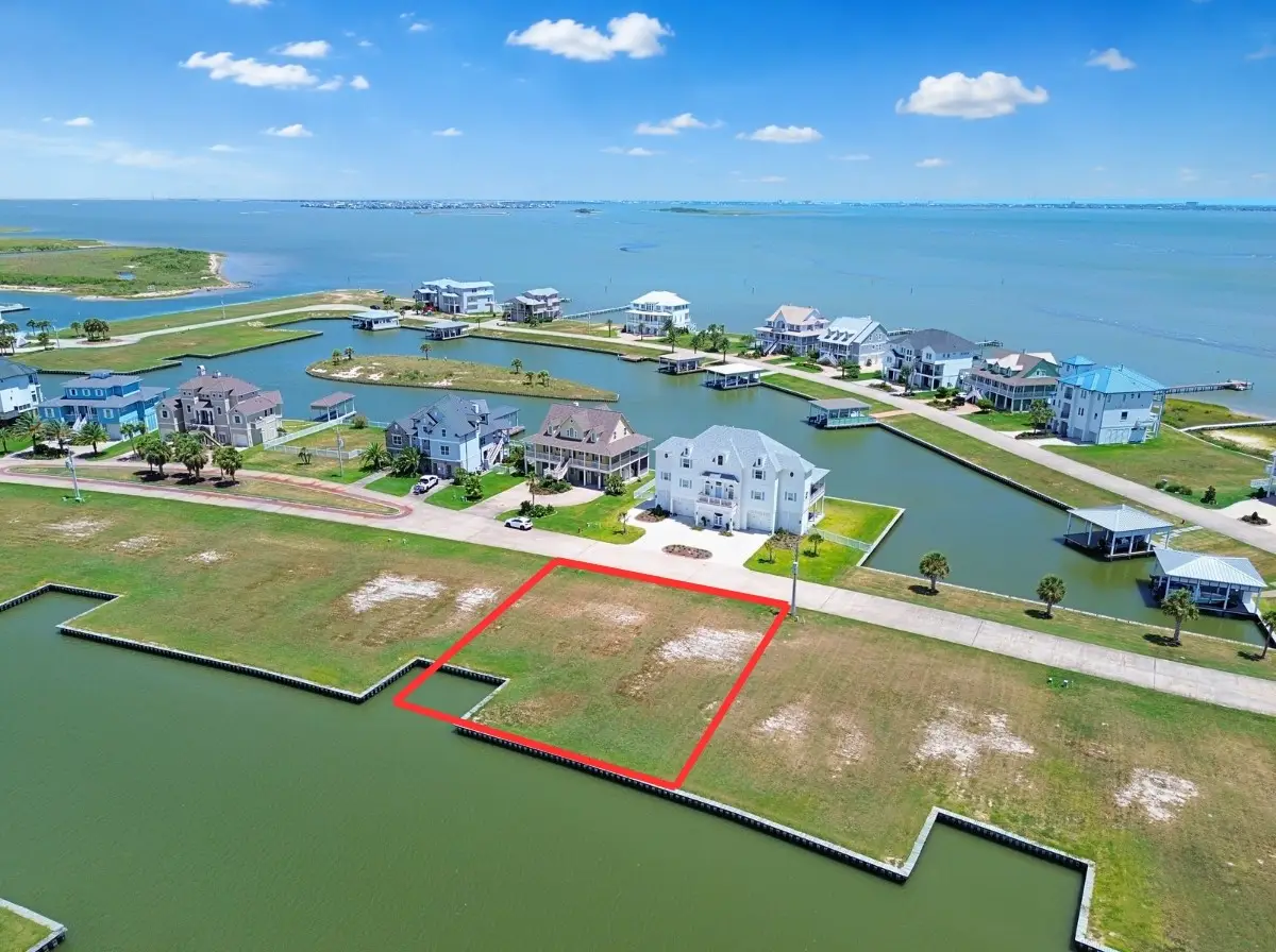 6 Sugarloaf, Hitchcock, TX 77563 - #1