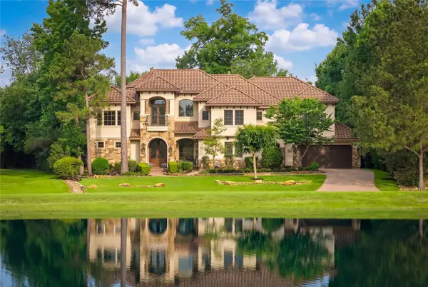 50 S Badger Lodge Circle, Spring, TX 77389