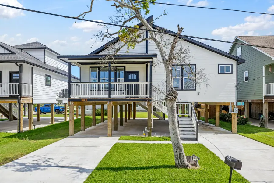 226 S Y Street, La Porte, TX 77571 - #2