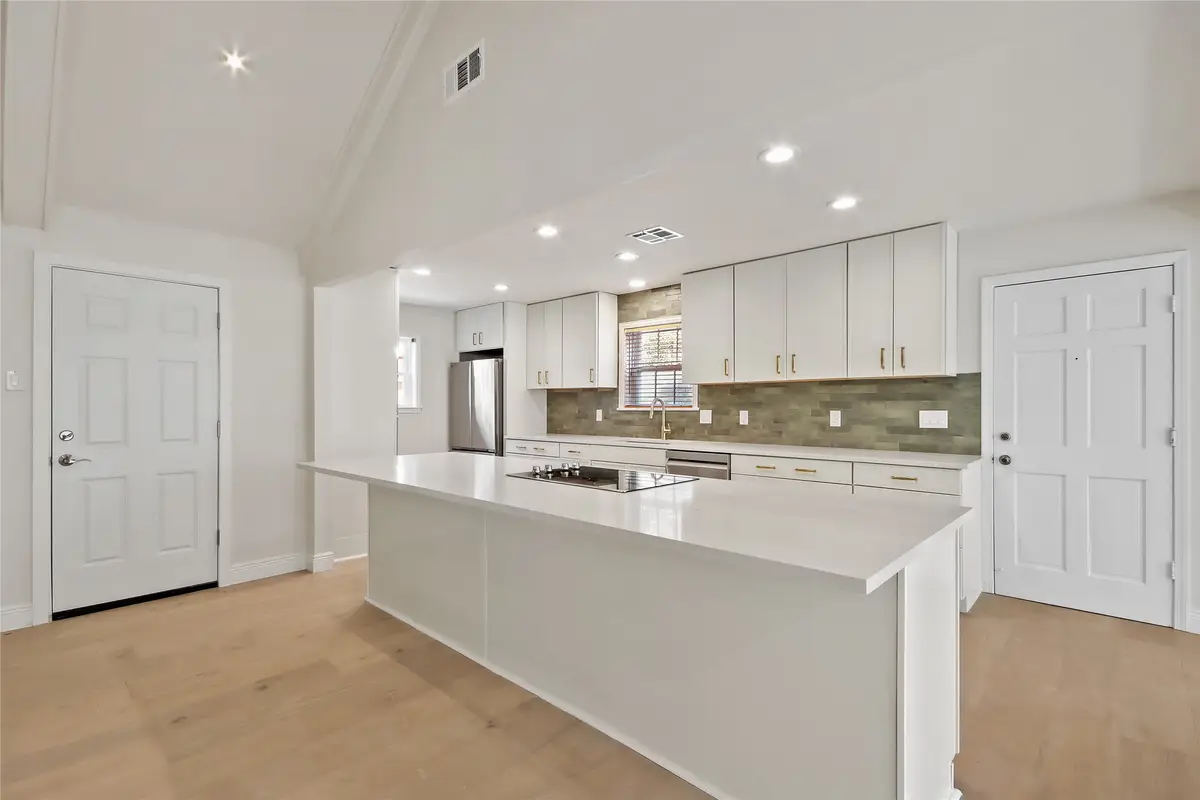 2126 Potomac Drive, Houston, TX 77057 - #1
