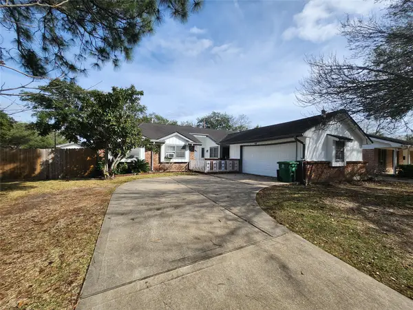 8403 Mullins Drive, Houston, TX 77096