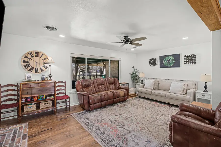 443 E Reunion Street, Fairfield, TX 75840 - #2