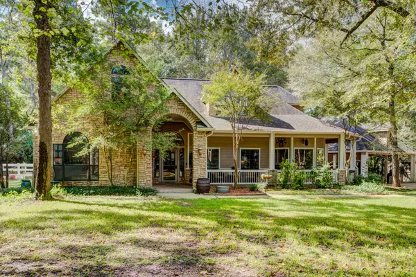 21015 Imperial Oak Drive, Magnolia, TX 77355