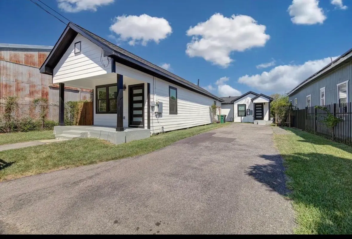 7001 Avenue P, Houston, TX 77011 - #1
