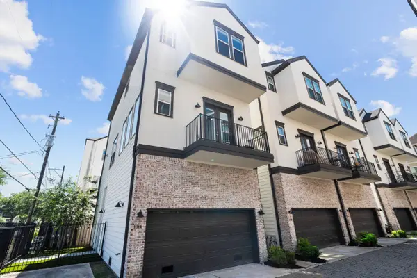 1114 W 15th 1/2 Street #A, Houston, TX 77008