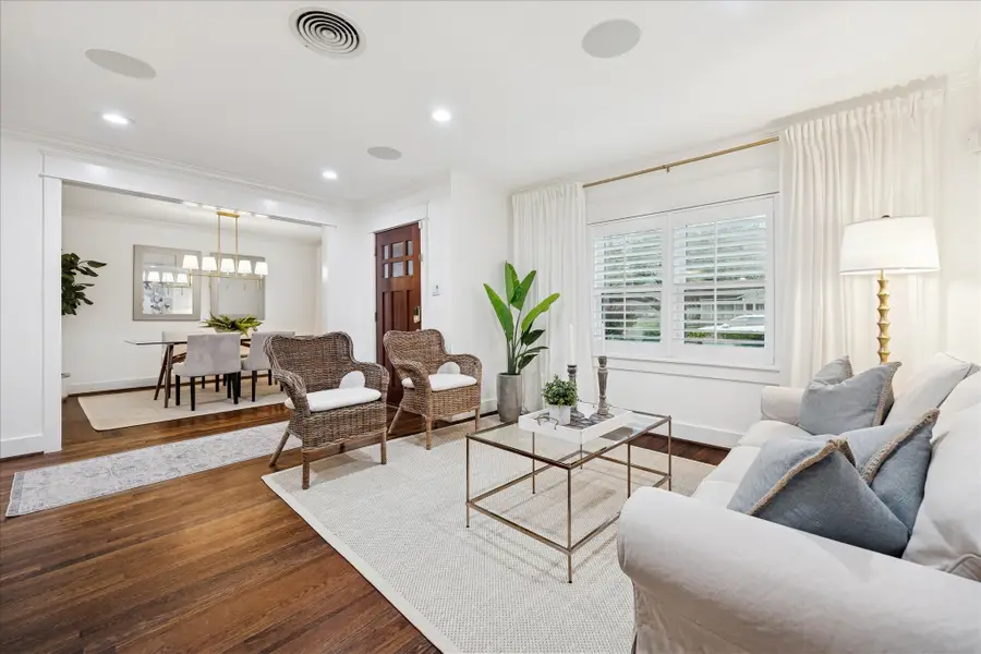 1749 Woodcrest Drive, Houston, TX 77018 - Image #3