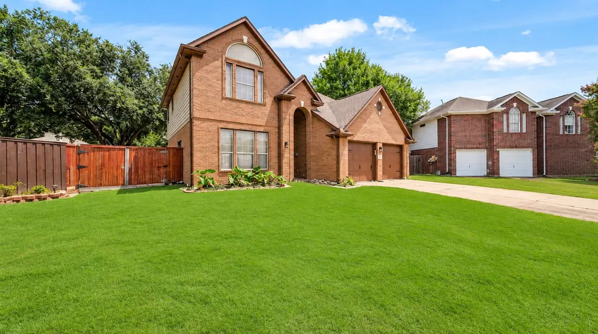 4305 Windswept Dr, Montgomery, TX 77356 - #1