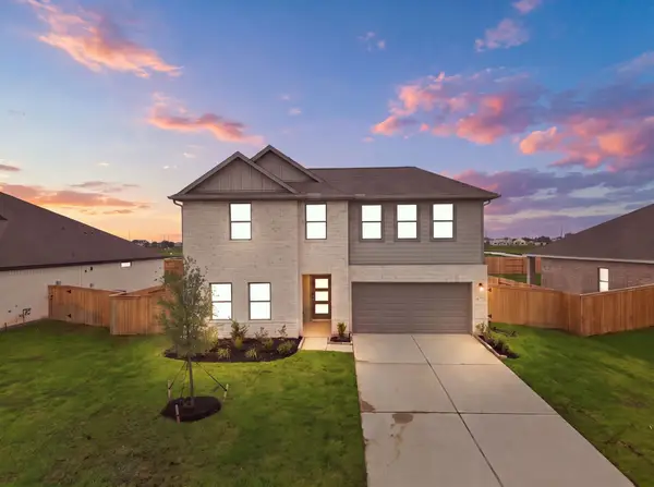 6711 Pebble Bluff Court, Cove, TX 77523