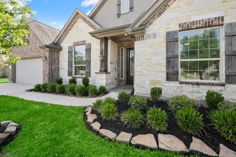 18806 Maple Hills Court, New Caney, TX 77357 - Image #2