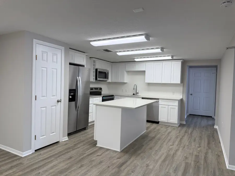 400 W Texas Avenue #4, Baytown, TX 77520 - Image #2